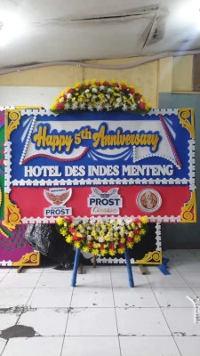 Papan Bunga di Poris Plawad