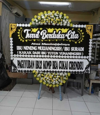 Papan Bunga di Poris Plawad